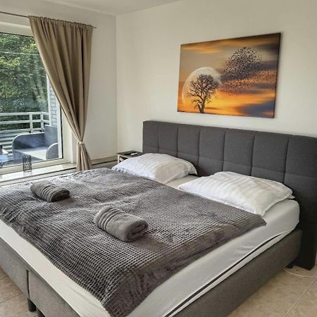 2 Zimmer Apartment Mit Balkon Wuppertal Eksteriør bilde