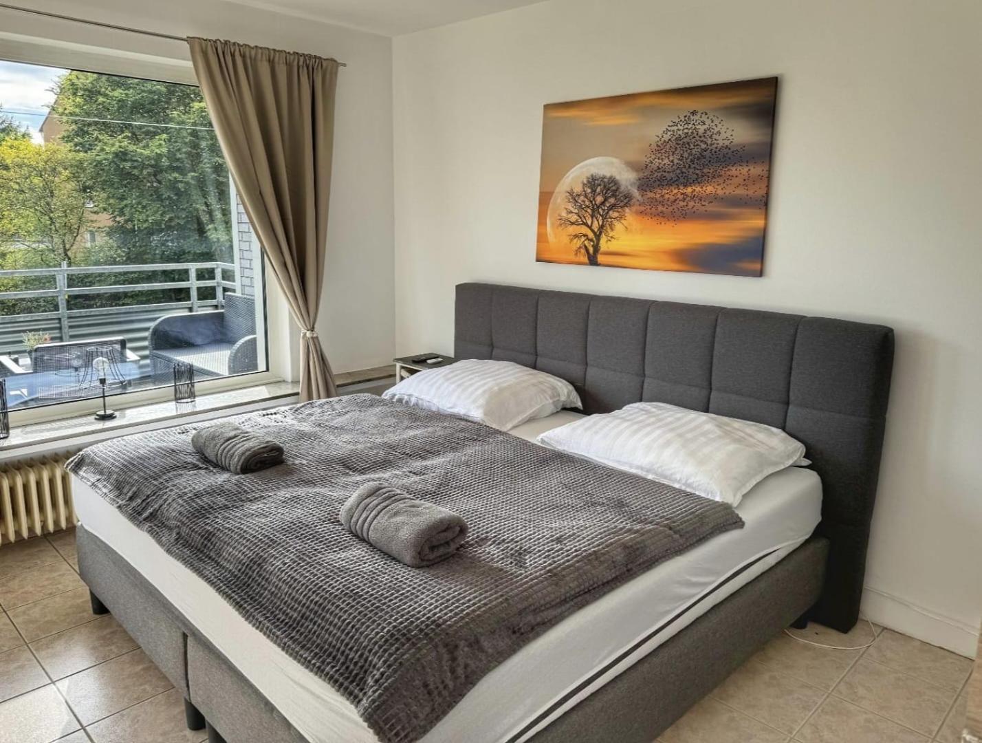 2 Zimmer Apartment Mit Balkon Wuppertal Eksteriør bilde